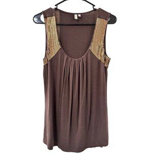 🌸3/$15🌸Dark Brown with Gold Sequin Accent Shoulders Sleeveless Blouse sz M